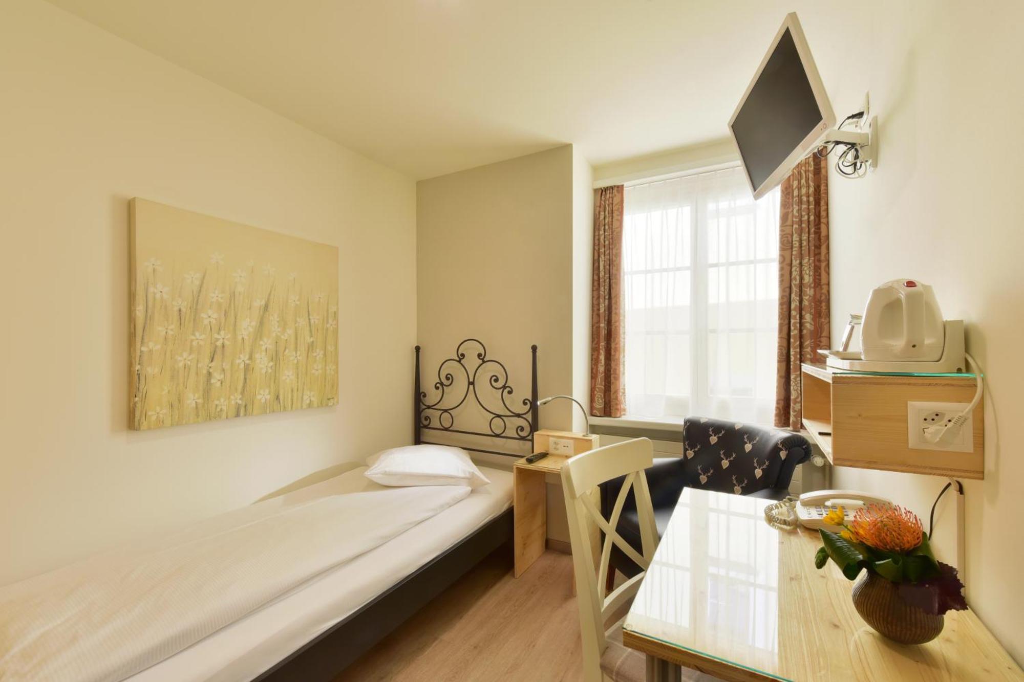 Hotel Hirschen Zürich Buitenkant foto