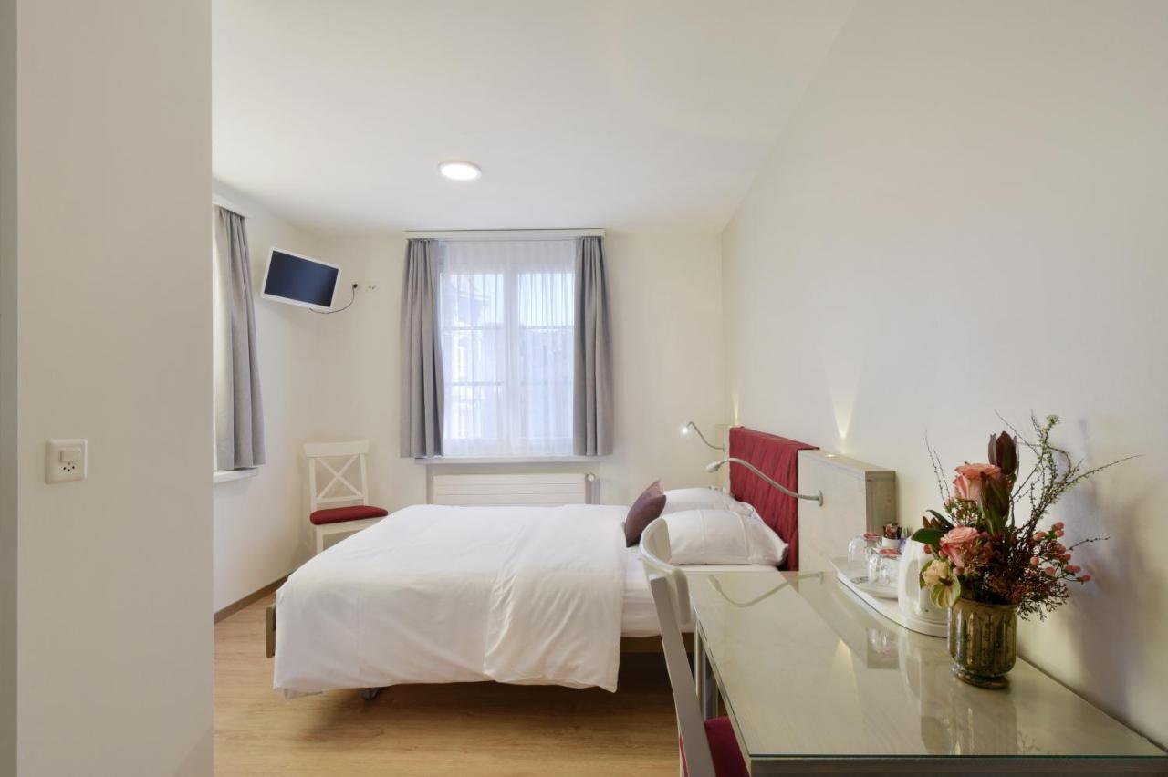 Hotel Hirschen Zürich Buitenkant foto