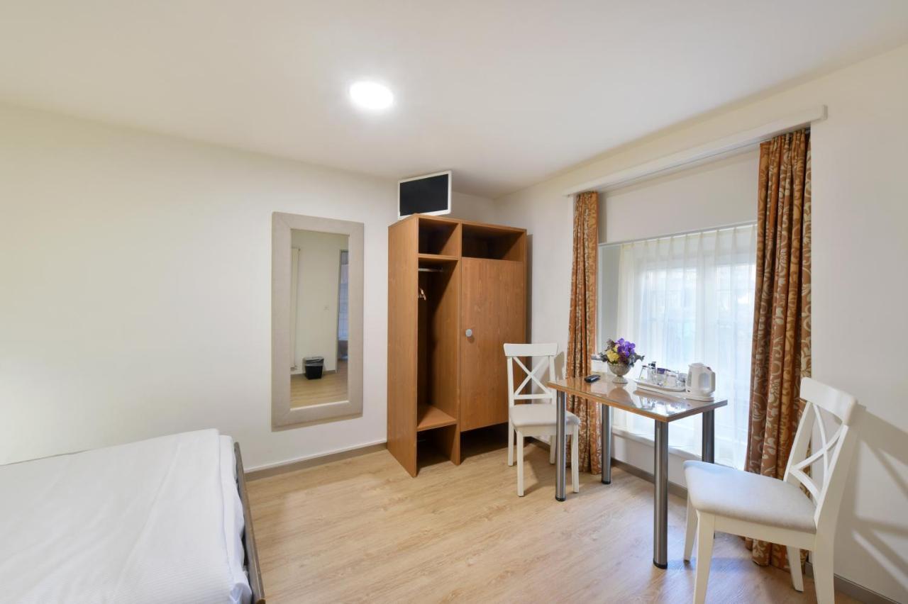 Hotel Hirschen Zürich Buitenkant foto
